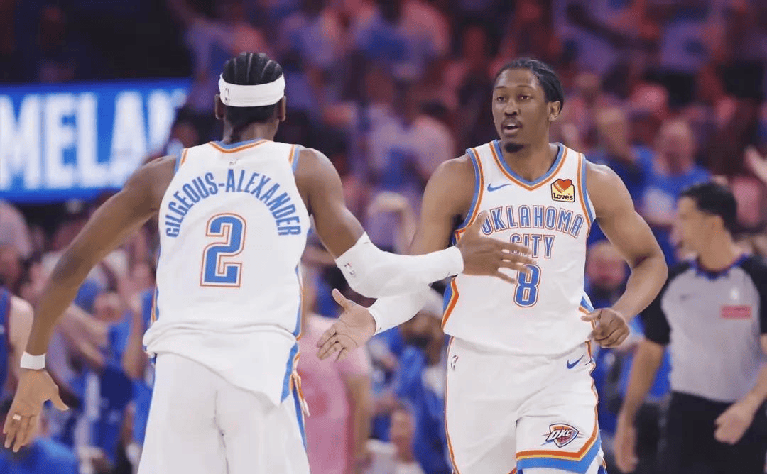 鲁尼点评曼联困境：球员频繁换位致沮丧 阿莫林本赛季压力巨大