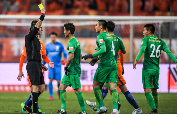 伊埃拉：儿时最喜欢莎拉波娃，后来还喜欢上李娜、哈勒普等人.